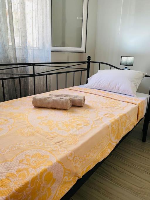 Apartamento Modern 2Br Near Centre -5Min Wlk Patras Exterior foto